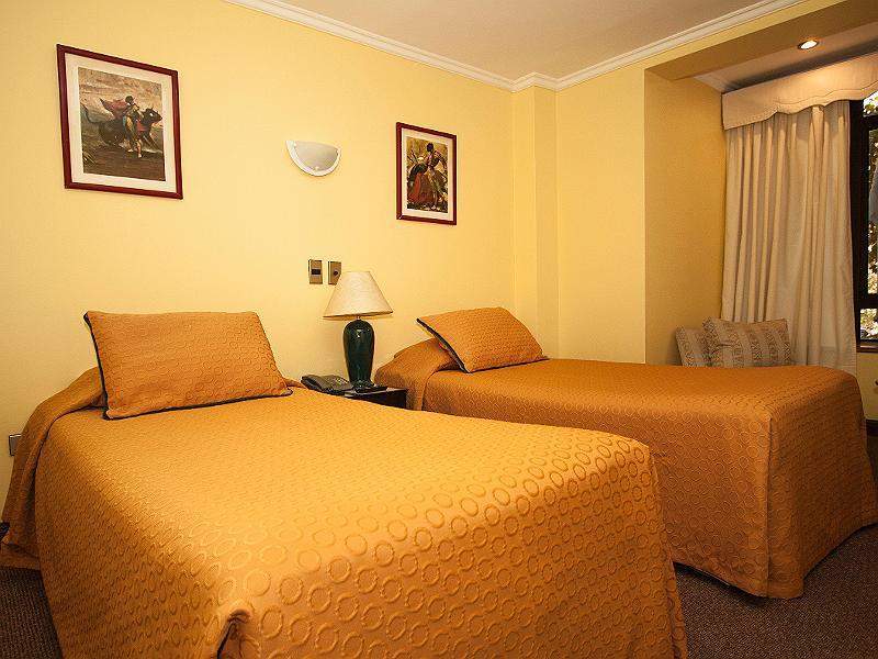 Hotel Principado Santiago du Chili Extérieur photo