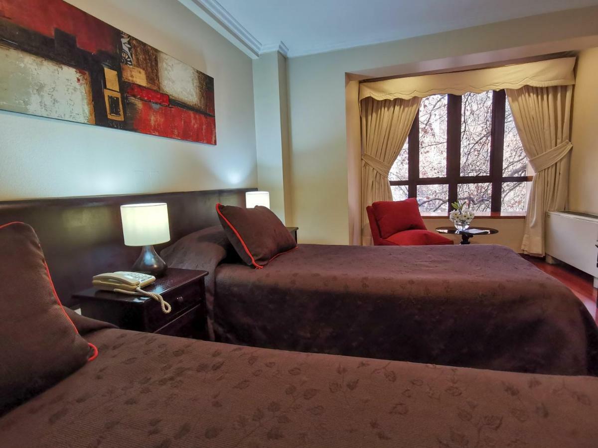 Hotel Principado Santiago du Chili Extérieur photo