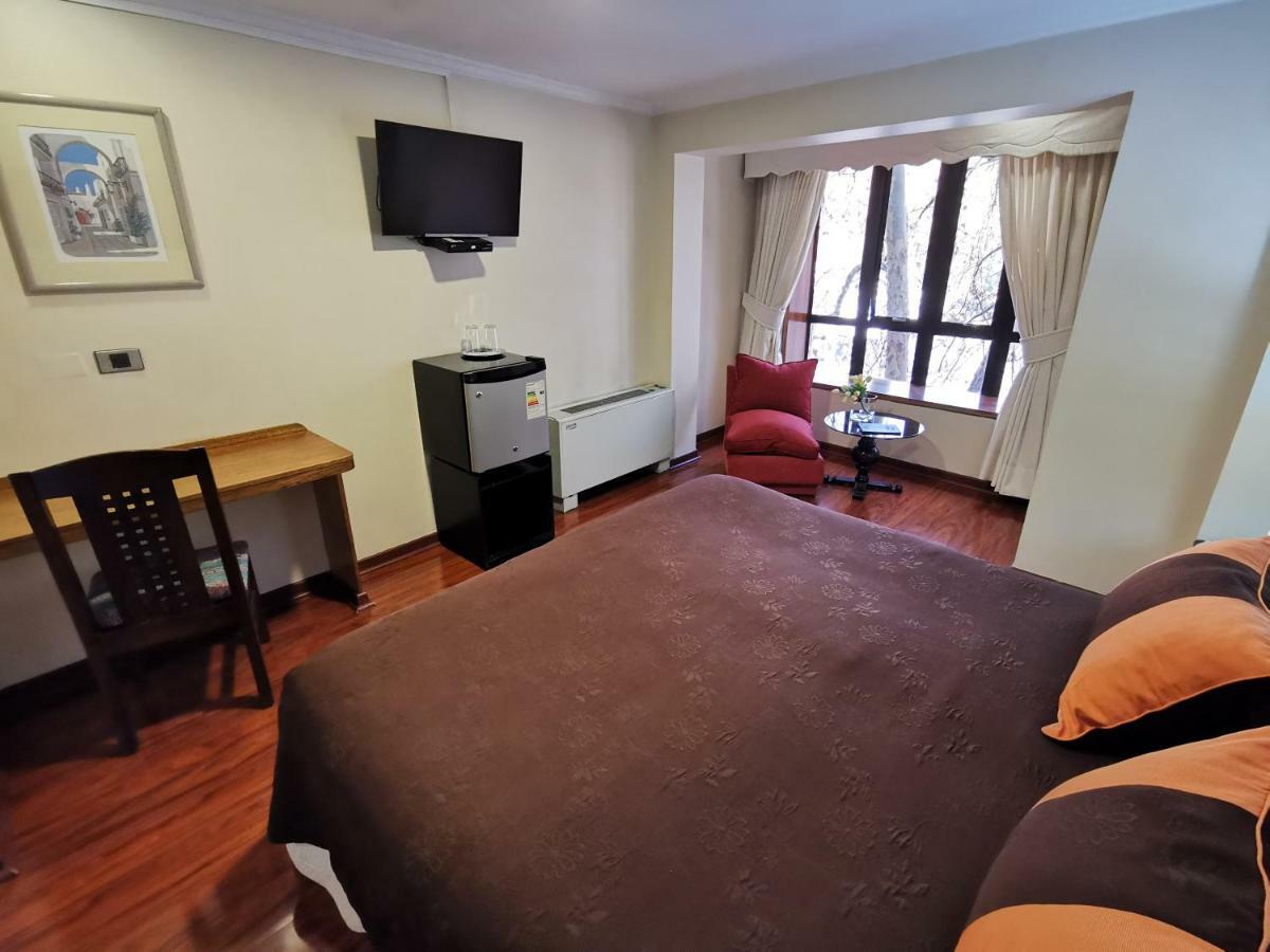 Hotel Principado Santiago du Chili Extérieur photo