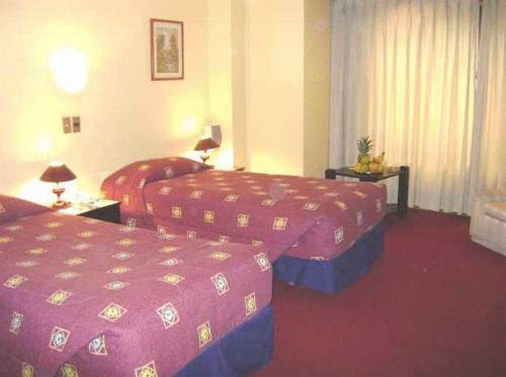 Hotel Principado Santiago du Chili Extérieur photo